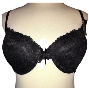 🔴 4/$20 Black Lace Padded Push Up Bra